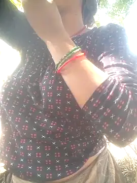 Amaya Bajwa online show from February 9, 7:17 am