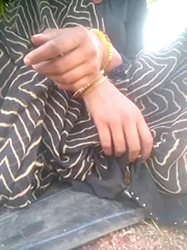 Snapshot of Amaya_Bajwa chatting on November 13, 8:29 am Amaya Bajwa online show from November 13, 8:29 am