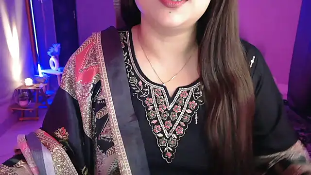 Mitikaa online show from December 20, 2:20 pm