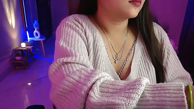 Mitikaa online show from November 5, 1:25 pm