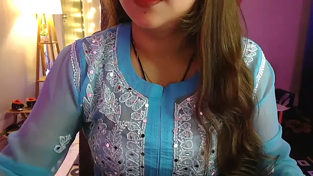 Mitikaa online show from March 8, 1:14 pm