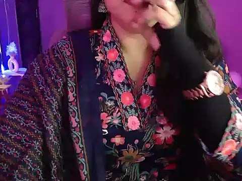 Mitikaa online show from September 25, 2:23 pm
