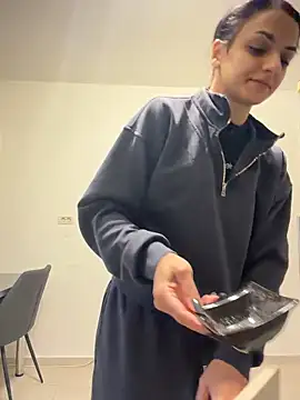 NNNoire online show from December 21, 8:49 am