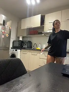 NNNoire online show from November 25, 1:44 pm