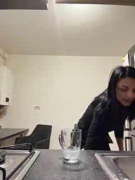 NNNoire online show from February 9, 1:42 pm