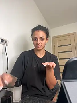 NNNoire online show from October 26, 8:04 am