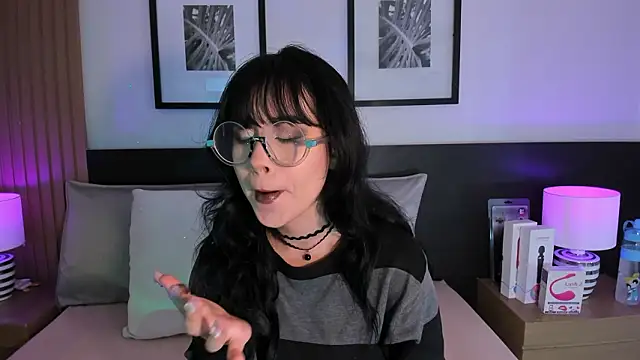 Snapshot of vi_anaya chatting on February 20, 11:56 am vi anaya online show from February 20, 11:56 am