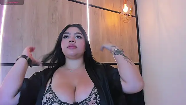 ashlyn parker online show from November 21, 8:08 pm