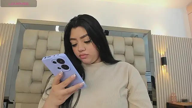 ashlyn parker online show from March 18, 2:08 am
