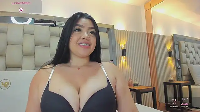 ashlyn parker online show from March 6, 7:32 pm