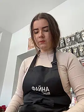 mewKate online show from March 12, 2:21 pm