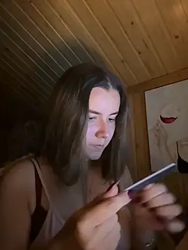 mewKate online show from September 27, 5:19 pm