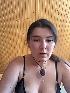 mewKate online show from May 30, 2:12 pm