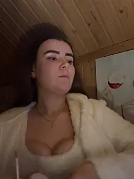 mewKate online show from February 2, 5:45 pm