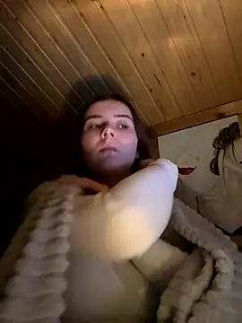 mewKate online show from January 11, 3:52 pm