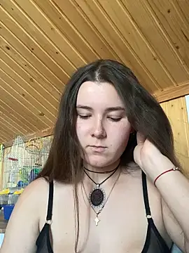 mewKate online show from May 22, 4:38 pm