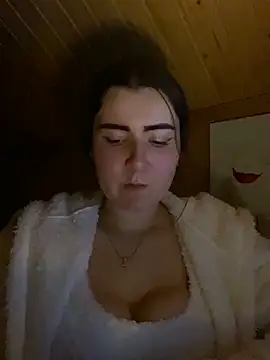 mewKate online show from April 2, 6:25 pm