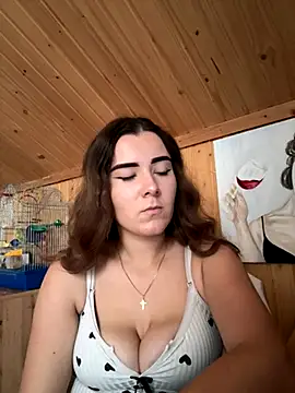 Snapshot of mewKate chatting on November 3, 1:58 pm mewKate online show from November 3, 1:58 pm