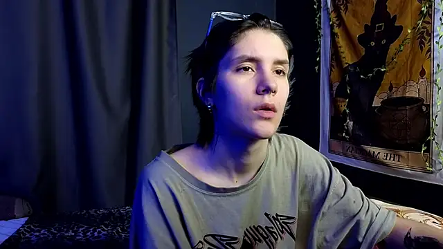 Snapshot of Hyeon_Jin chatting on February 3, 12:47 am Hyeon Jin online show from February 3, 12:47 am