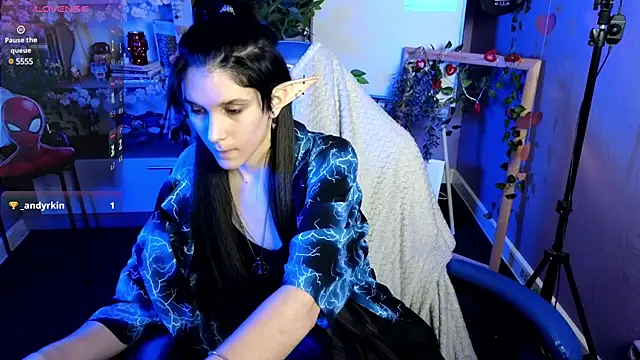 Snapshot of Hyeon_Jin chatting on February 17, 7:47 am Hyeon Jin online show from February 17, 7:47 am