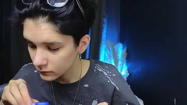 Snapshot of Hyeon_Jin chatting on March 12, 10:48 am Hyeon Jin online show from March 12, 10:48 am