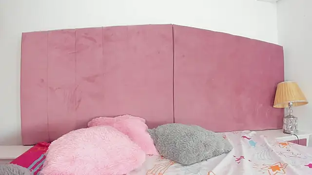 Snapshot of Bonnie_30_ chatting on January 20, 10:48 pm Bonnie 30 online show from January 20, 10:48 pm