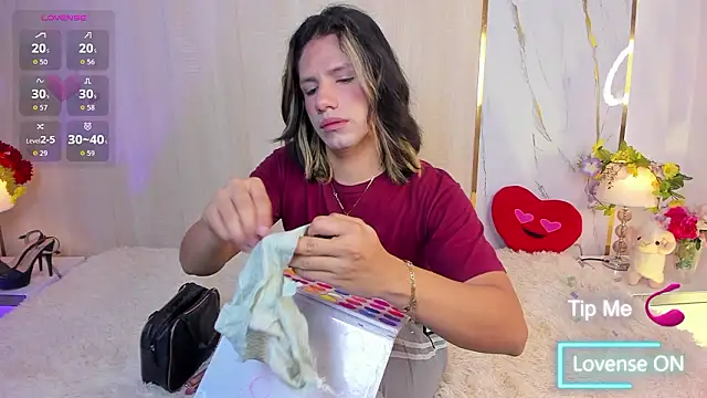 TylerBloom online show from March 4, 1:41 pm