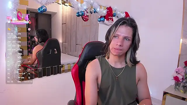 TylerBloom online show from December 19, 2:19 pm