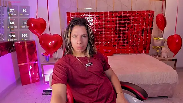 TylerBloom online show from February 5, 1:29 pm