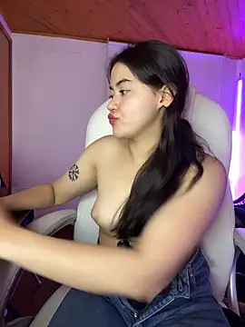 Camila pinkk online show from March 25, 1:54 pm