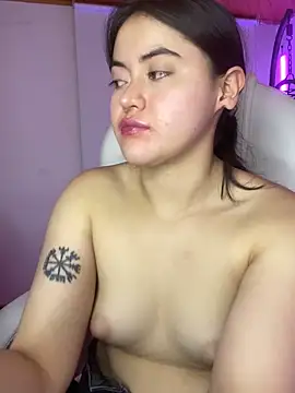 Camila pinkk online show from April 10, 1:51 pm