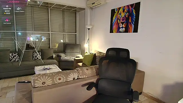 todddantes25 online show from February 14, 5:02 pm