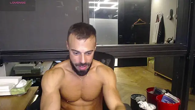 Snapshot of todddantes25 chatting on March 21, 3:22 am todddantes25 online show from March 21, 3:22 am