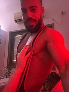 Snapshot of todddantes25 chatting on January 11, 6:24 am todddantes25 online show from January 11, 6:24 am