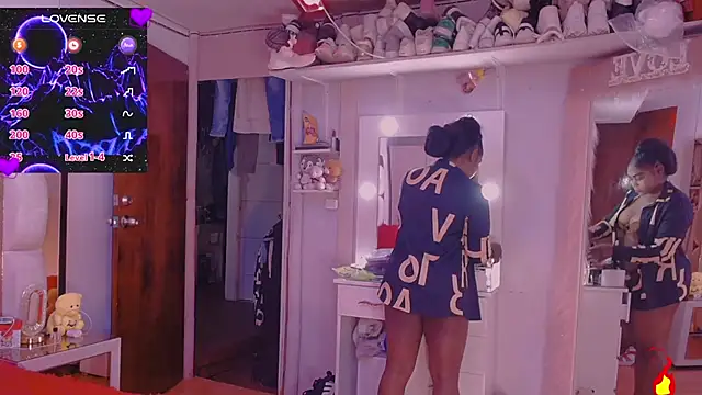 Aliana Ross online show from September 10, 8:24 am