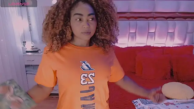 Aliana Ross online show from November 22, 11:42 am