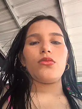 the queen of street online show from February 21, 6:10 pm