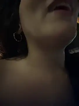 the queen of street online show from March 1, 2:33 am