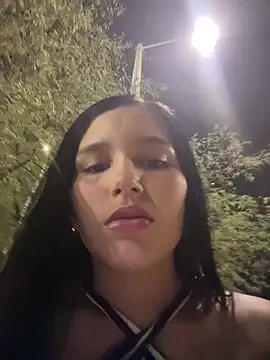 the queen of street online show from April 18, 3:20 am