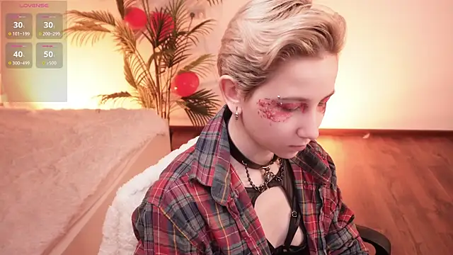 Aurora First online show from February 8, 3:00 pm