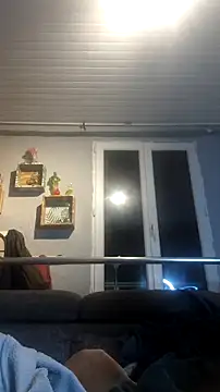 wawarruis online show from October 3, 11:39 pm