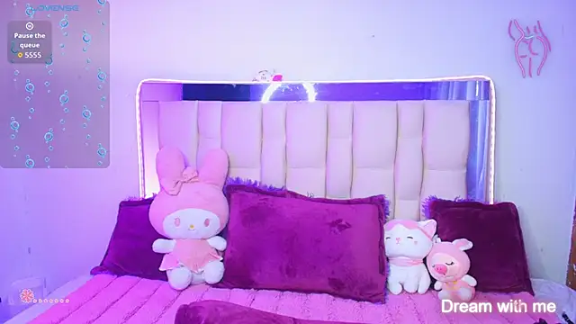Snapshot of Silver_Rosex chatting on September 10, 7:18 am Silver Rosex online show from September 10, 7:18 am