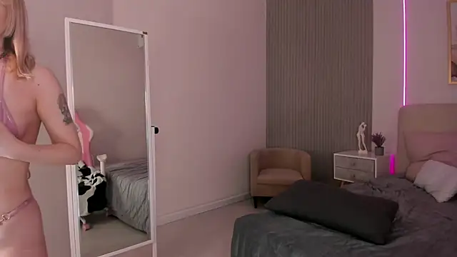 blue nymph1 online show from March 19, 10:15 am