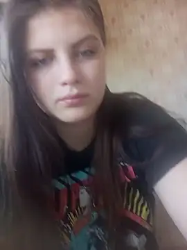 Lauren Amabel online show from April 13, 9:13 am