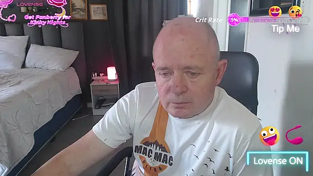 boeslaboes1 online show from April 4, 10:44 am