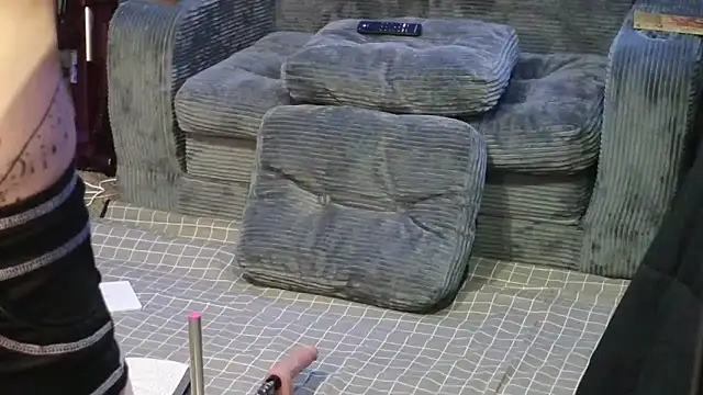 trashbrat online show from March 6, 11:49 am