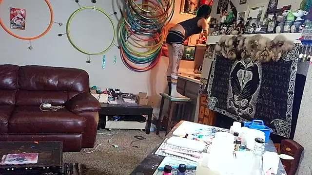 trashbrat online show from September 26, 4:19 am