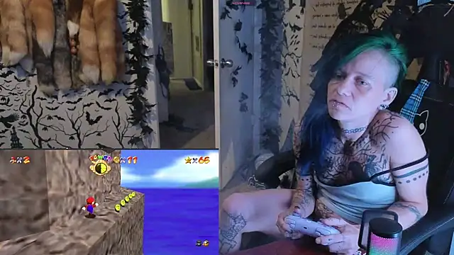 trashbrat online show from September 22, 8:09 am