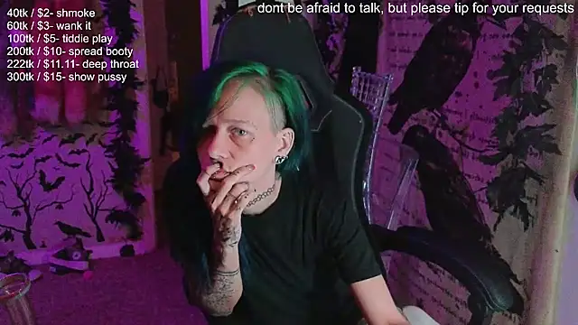 trashbrat online show from September 25, 8:53 am