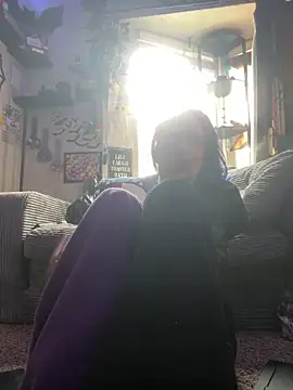 trashbrat online show from May 15, 9:57 pm